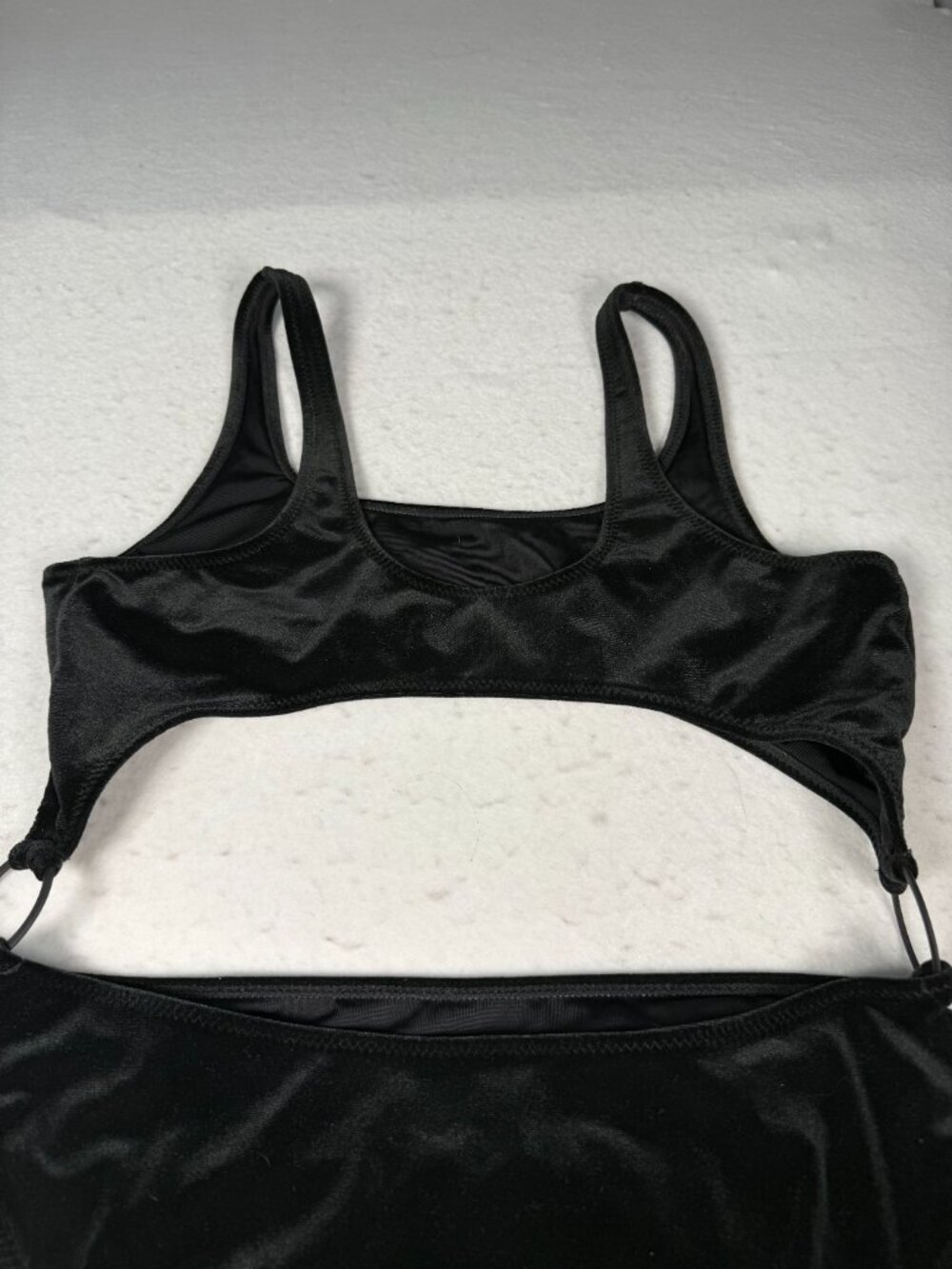 Kendall & Kylie Black Velvet Cabana Cut Out Ring One Piece Swimsuit Size Large - Picture 6 of 13